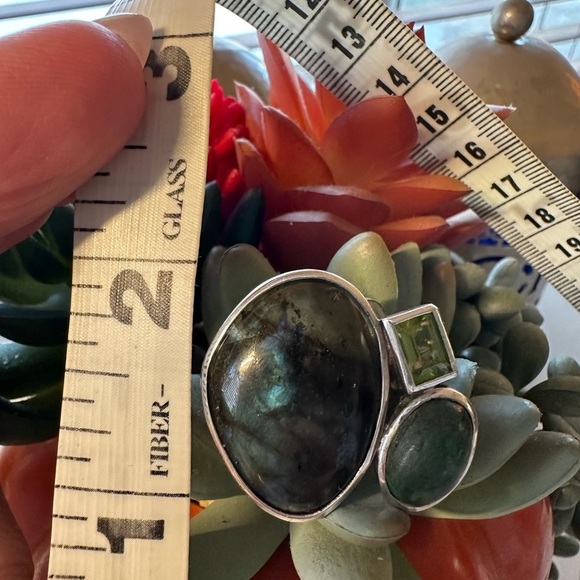 Elegant Labradorite, Peridot, Green Turquoise 925 Silver Cocktail Artisan Ring - Picture 14 of 15